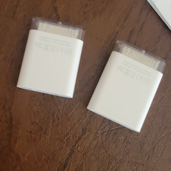 Genuine Apple iPad Camera Connection Kit MC531ZM/A (A1362 & A1358) New open box - Picture 5 of 8